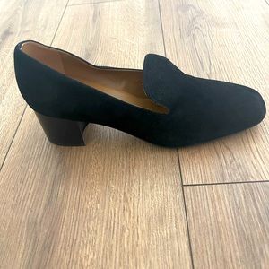 Aquatalia fine Italian suede leather Jill pumps